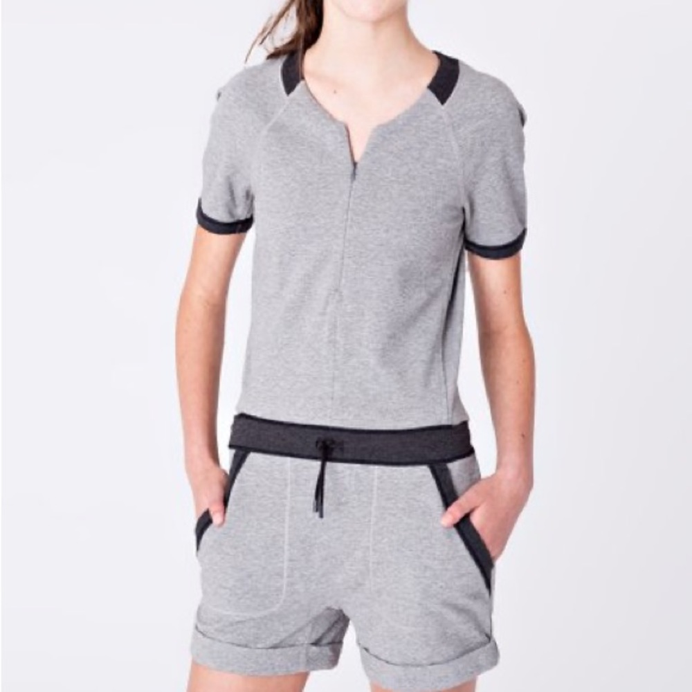 Ivivva Lululemon kids girls size 10 open back romper…